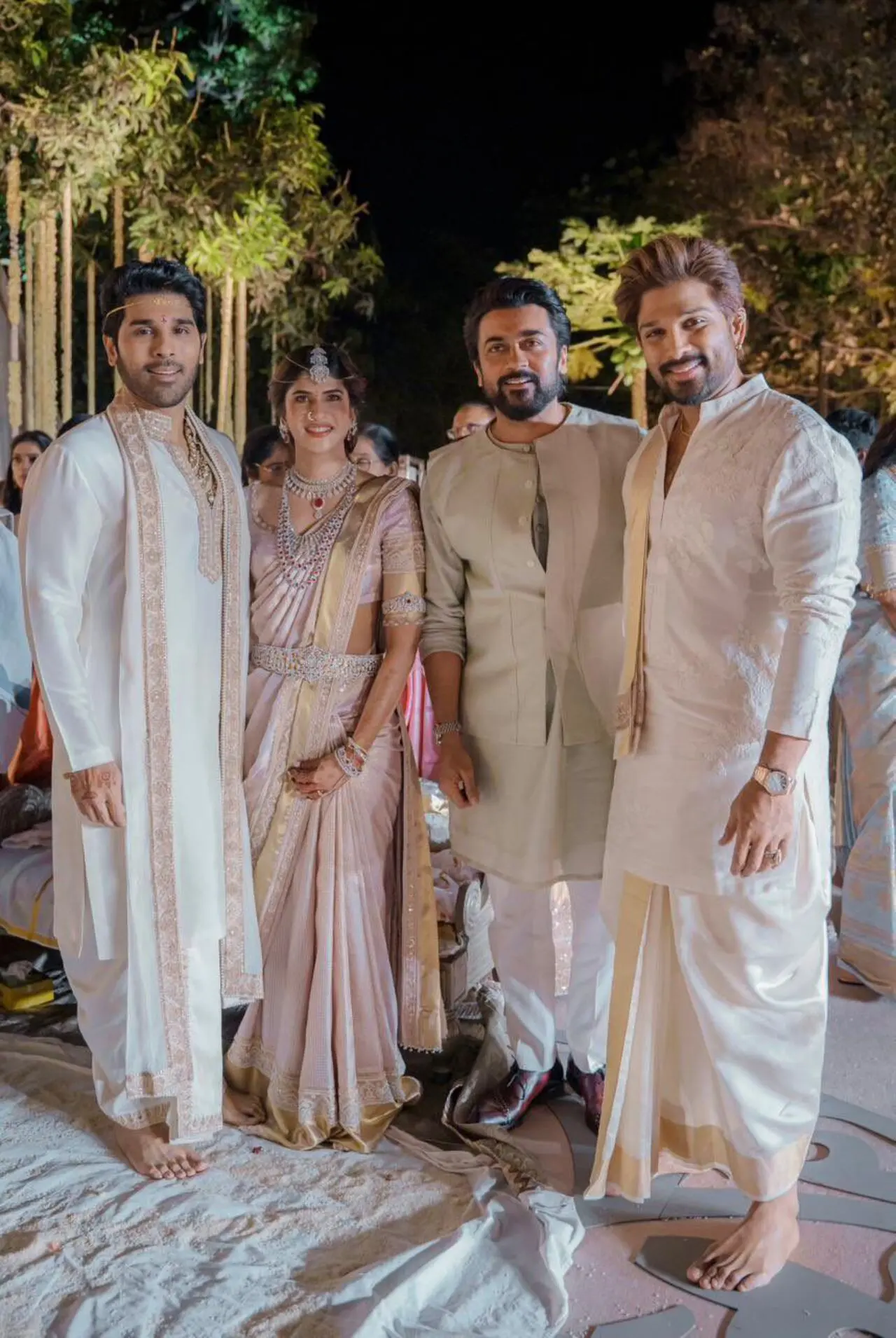 Tamil actor Suriya also arrived to congratulate the couple. He received a warm welcome from Allu Arjun aand even posed with couple.